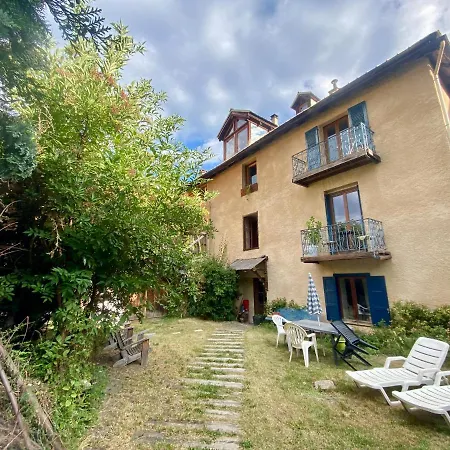 Apartment Grand Classe 4 Etoiles Avec Jardin Et Garage Velo, Moto Briancon (Hautes-Alpes)