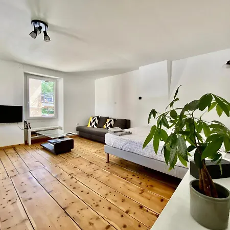 Grand Classe 4 Etoiles Avec Jardin Et Garage Velo, Moto Apartment *